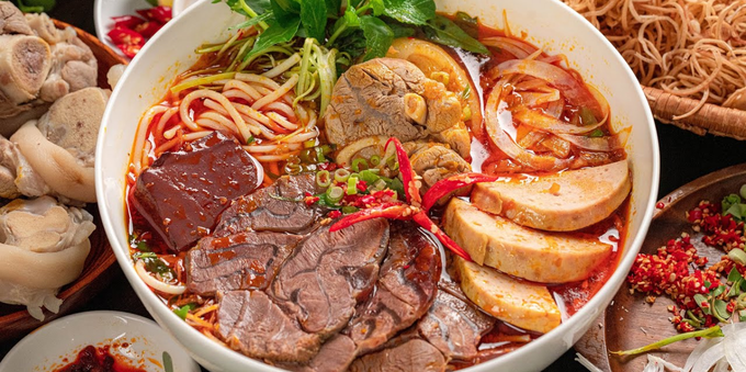 Bún bò Huế